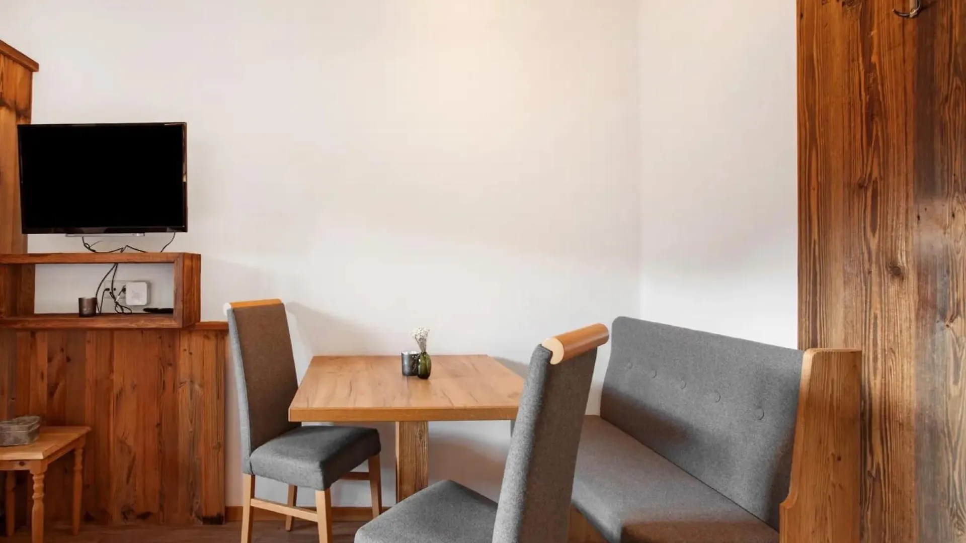 Gaestehaus Panorama - Appartement 3 Reit im Winkl Germany